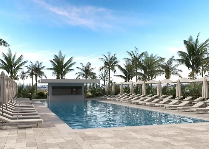 Resort Sunrise Emerald